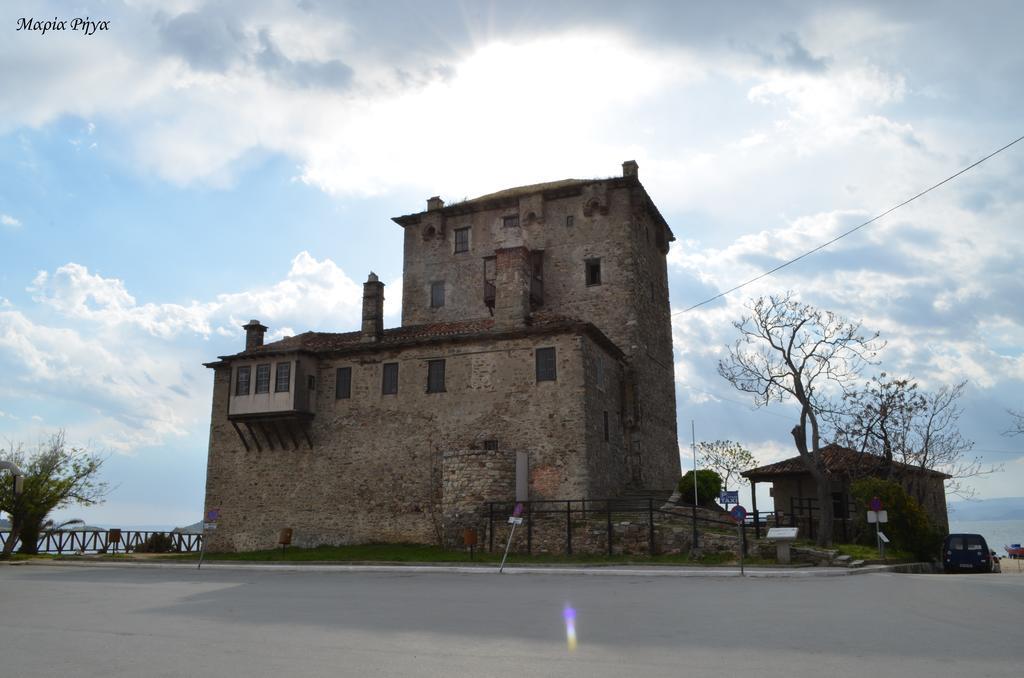 Emmeleia Accommodation By Maria Riga Ouranoupoli Exterior photo